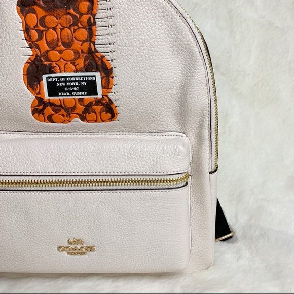 🐻 Coach Medium Charlie Backpack With Vandal Gummy - Picture 5 of 13